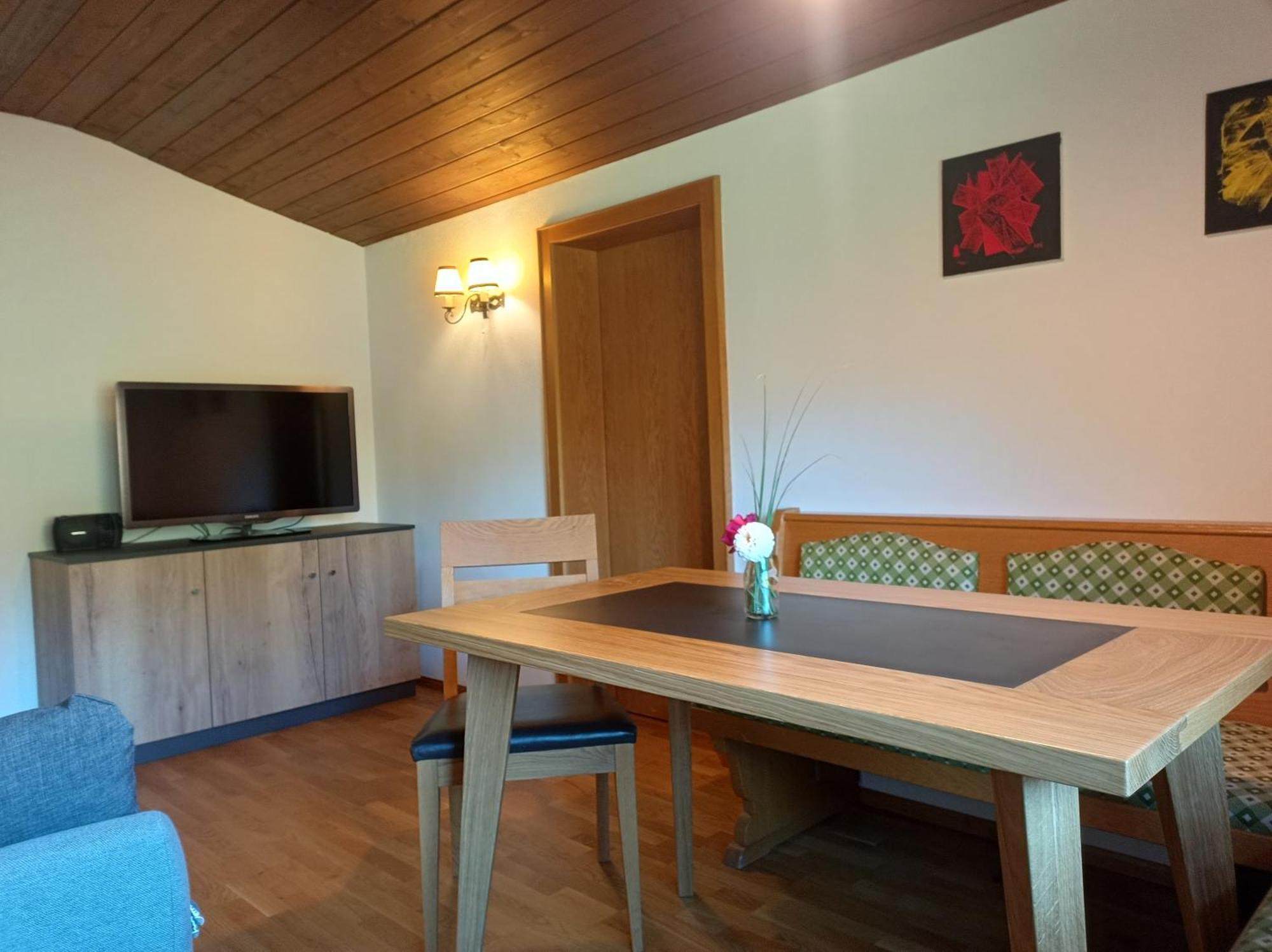 Haus Bahl Apartment Schruns ภายนอก รูปภาพ